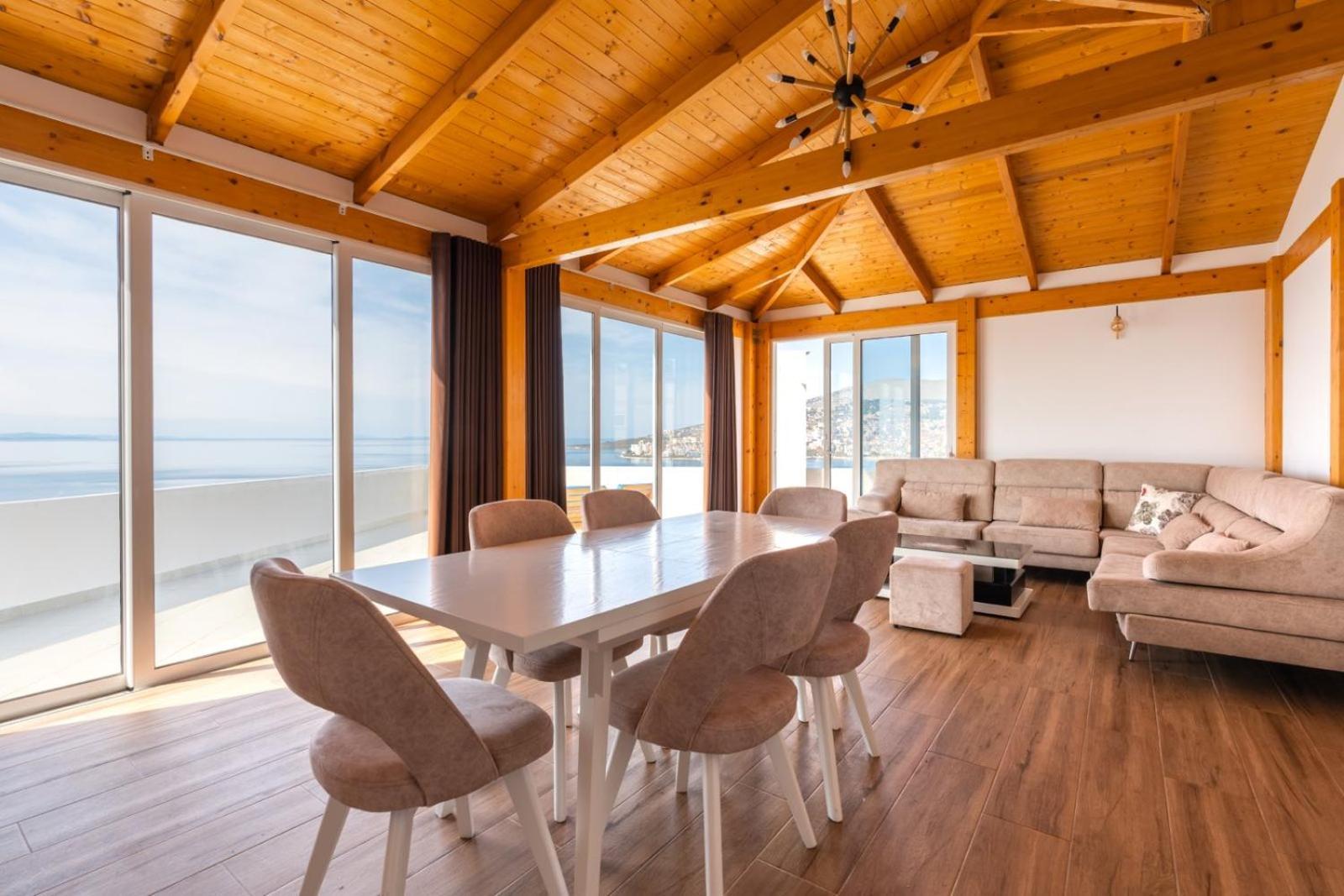 Klajdi Apartaments Sarandë エクステリア 写真